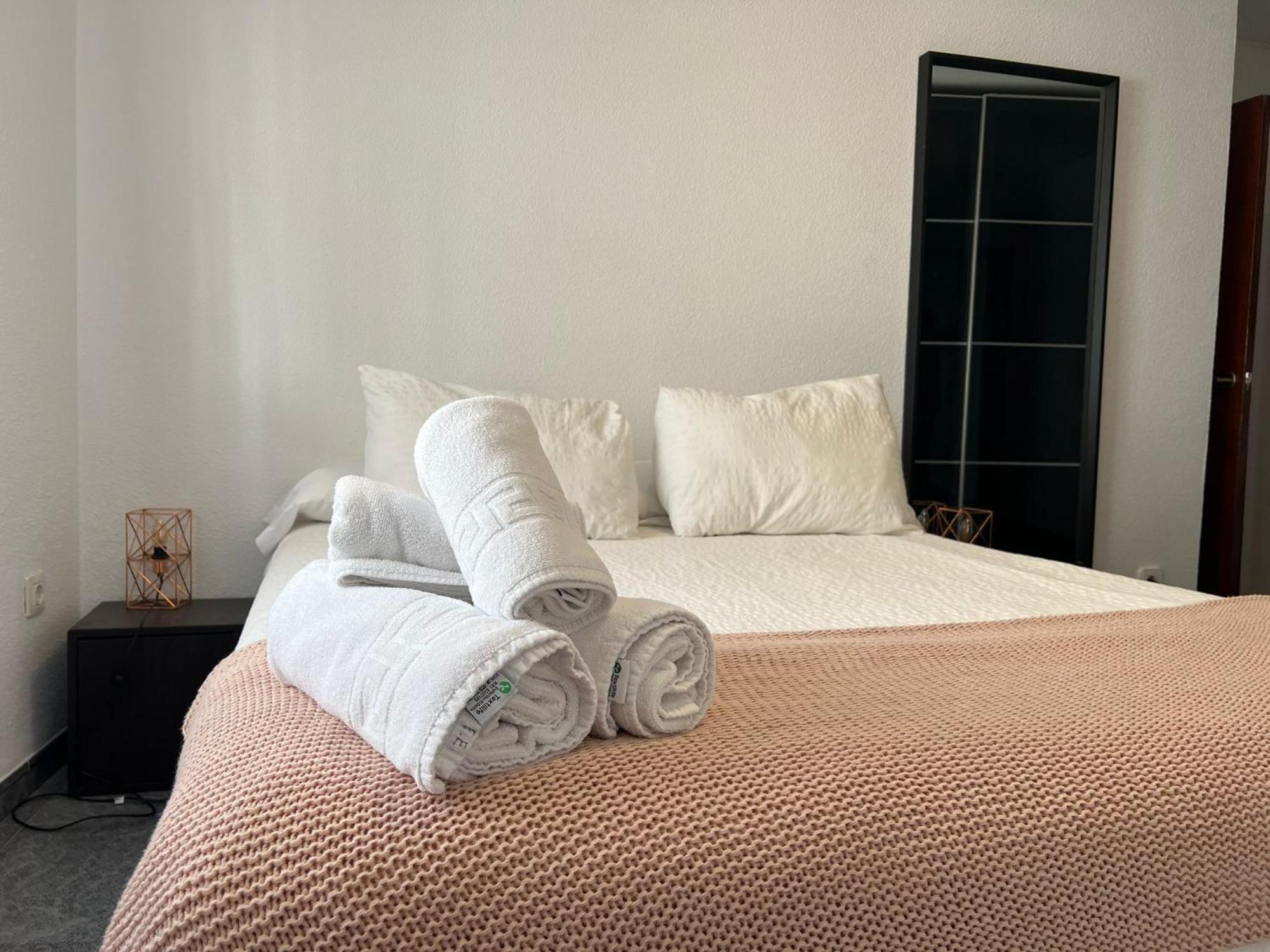 Апартаменты Apartamento Los Califas A 100M De La Catedral Кордова Экстерьер фото